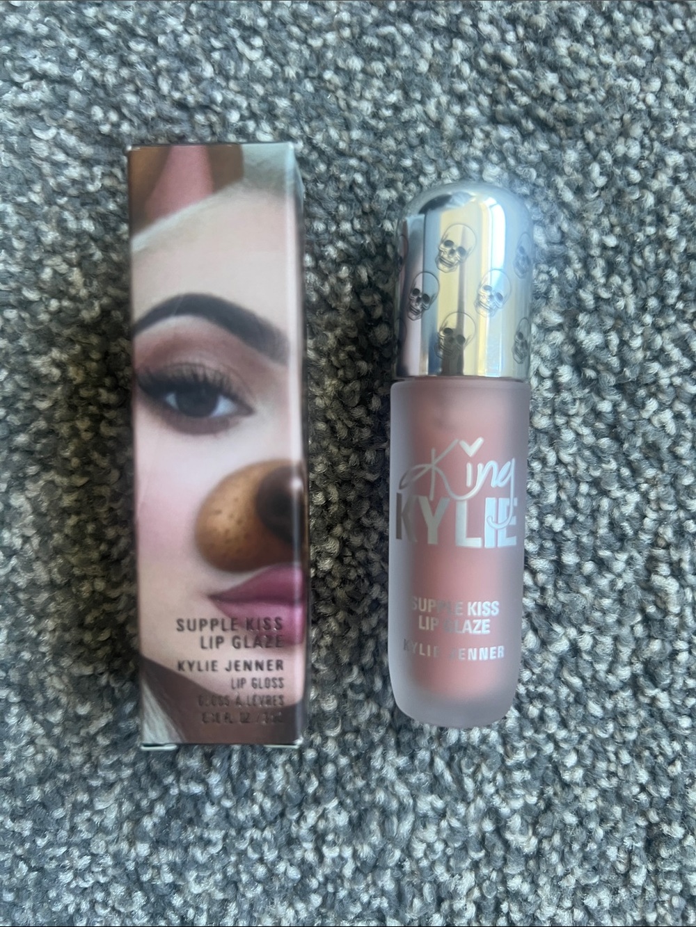 Supple Kiss Lip Glaze - Like
